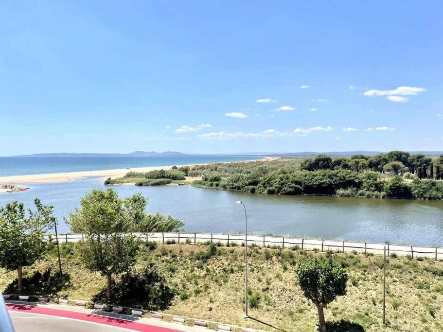 33Apartamento Soleado De Dos Habitaciones Empuriabrava Luaran gambar