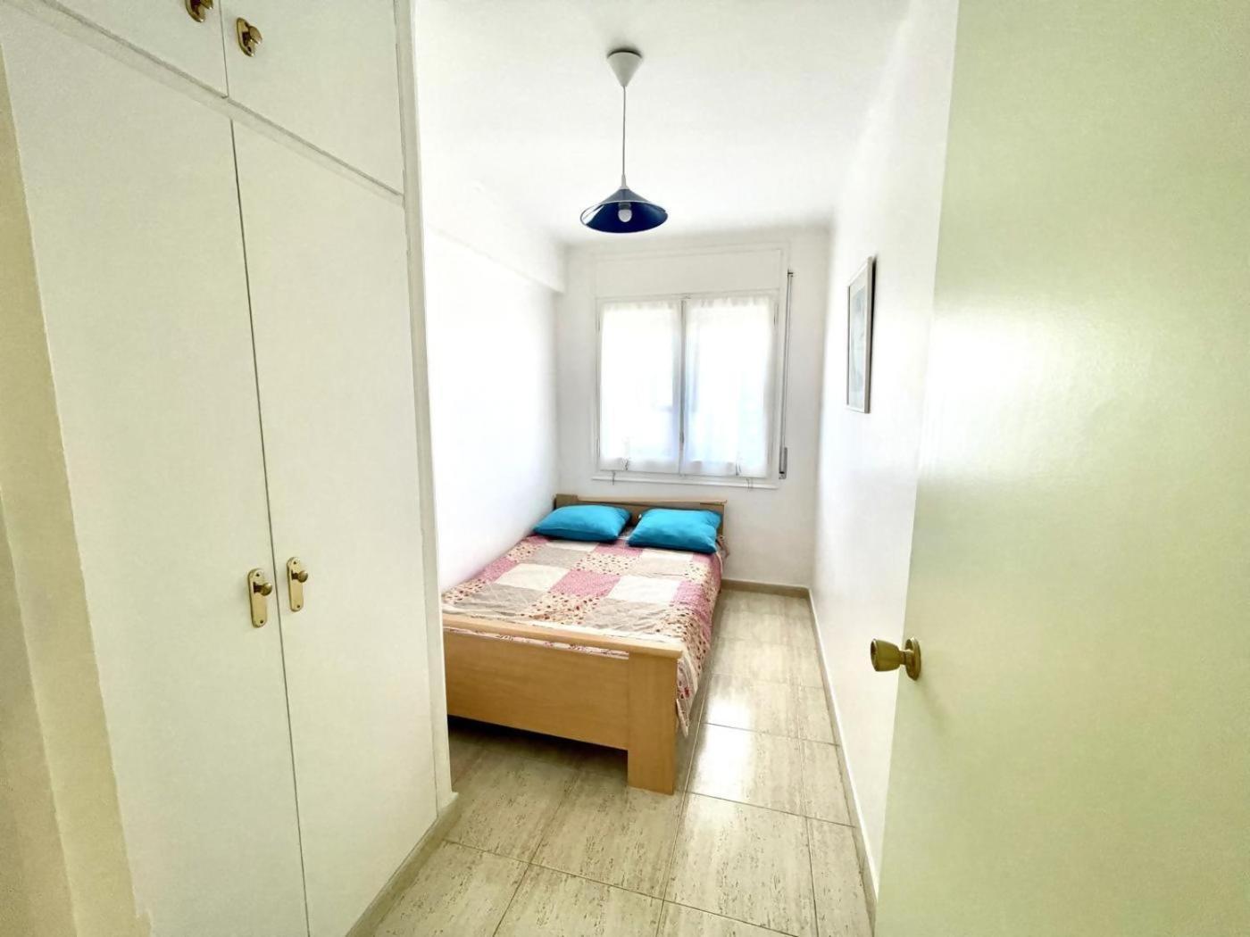33Apartamento Soleado De Dos Habitaciones Empuriabrava Luaran gambar
