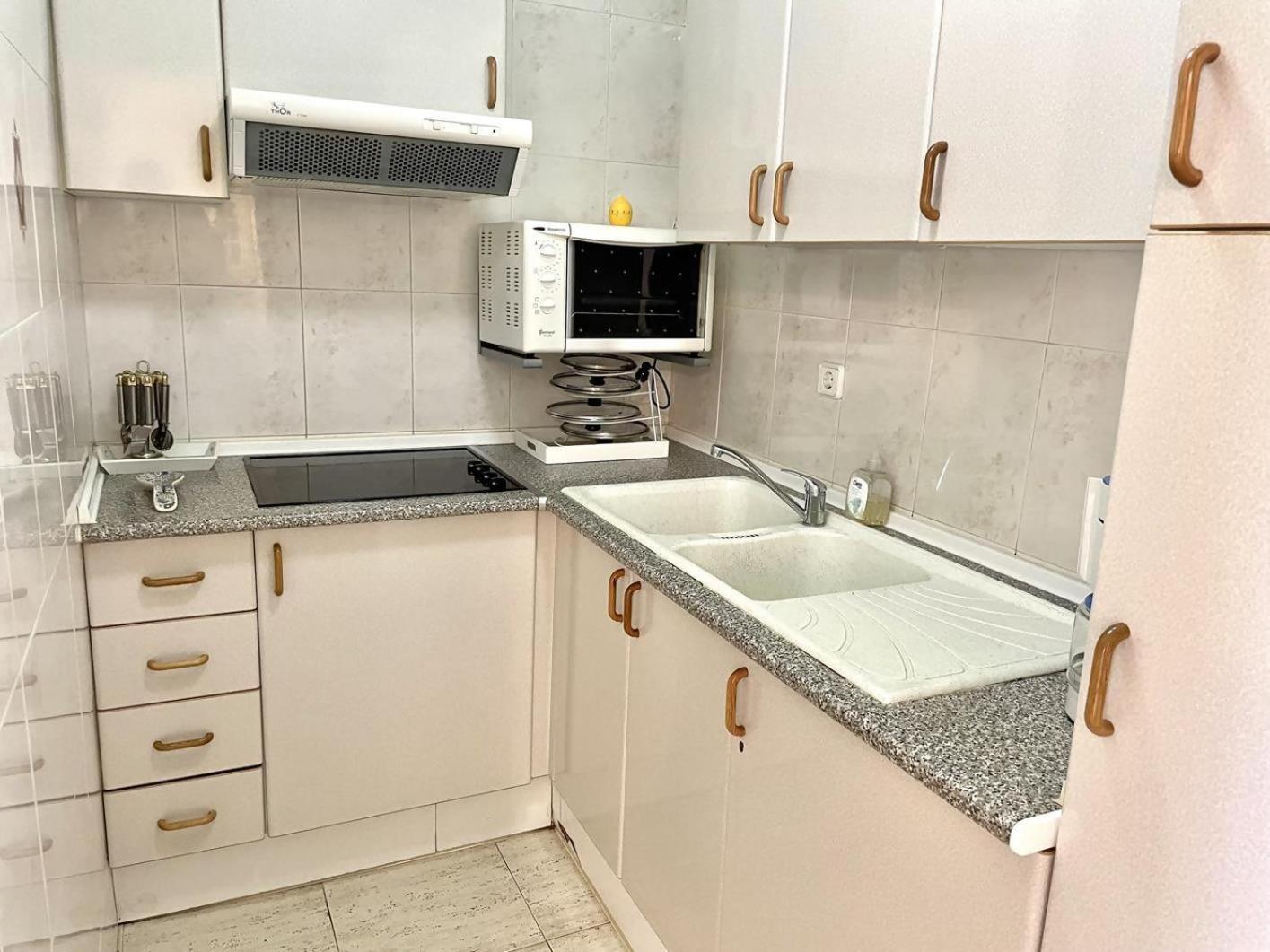 33Apartamento Soleado De Dos Habitaciones Empuriabrava Luaran gambar