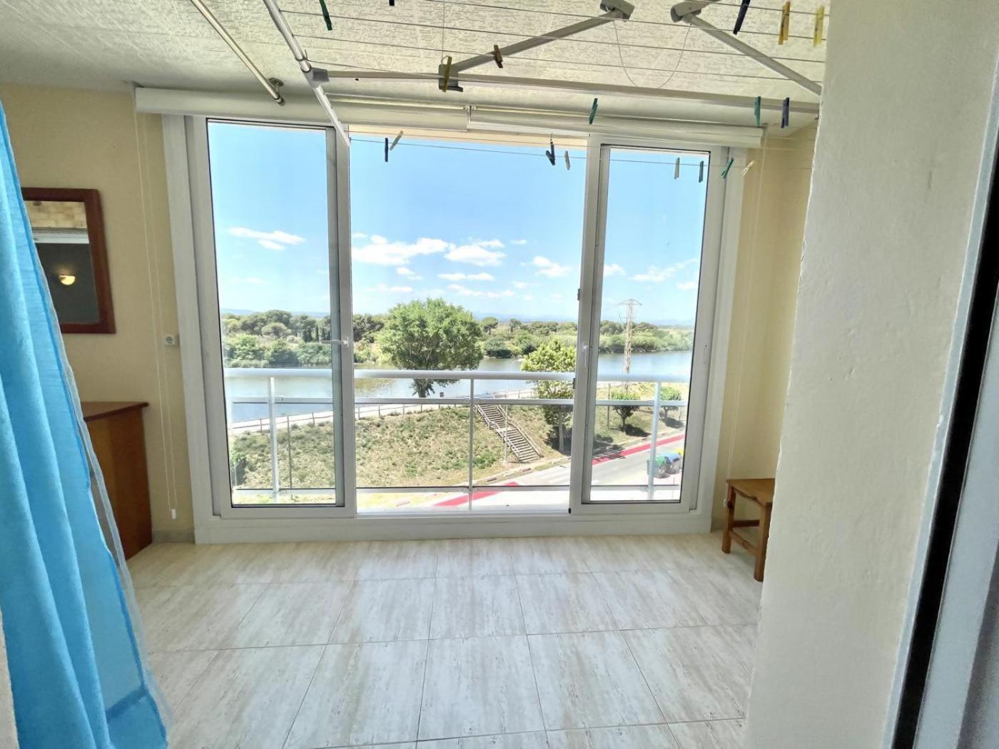 33Apartamento Soleado De Dos Habitaciones Empuriabrava Luaran gambar